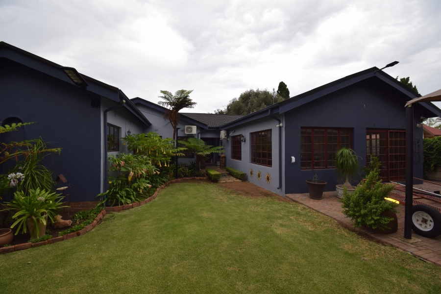 4 Bedroom Property for Sale in Jan Cillierspark Free State